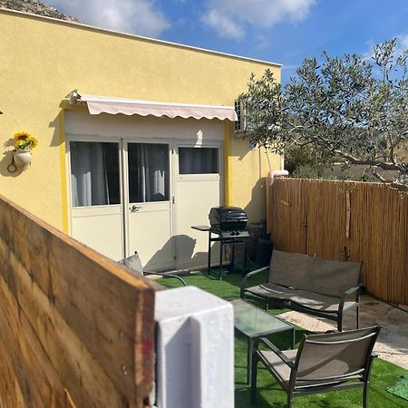شقة Stranizza D'Amari Casa Santa  المظهر الخارجي الصورة